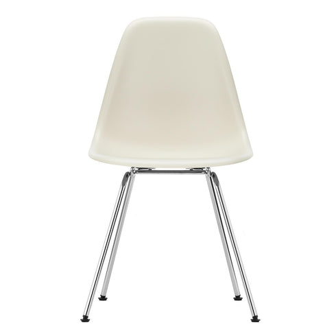 Cadeira Eames em Plástico DSX / Base Cromada